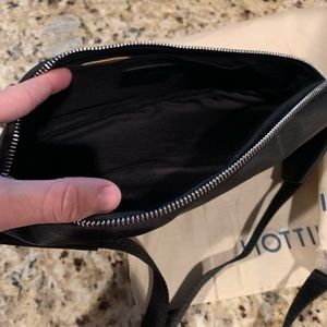 Louis Vuitton Bags - Lv Men’s bumbag Louis Vuitton Bags - Lv Men’s bumbag